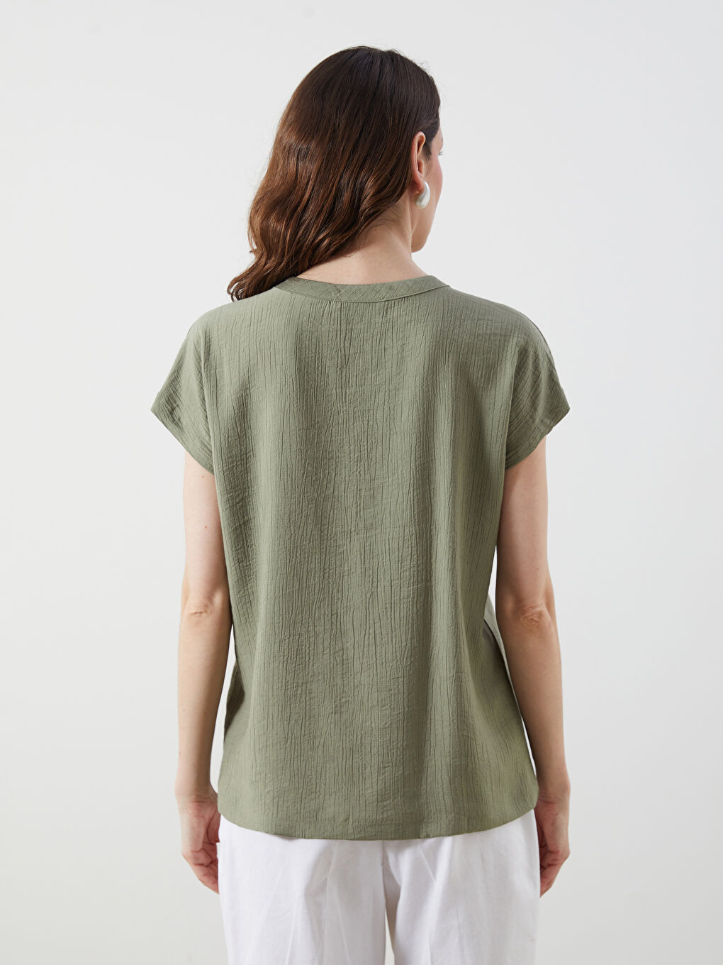 LCWAIKIKI Classic Notch Neck Crinkle Blouse -S5NH43Z8-GYA