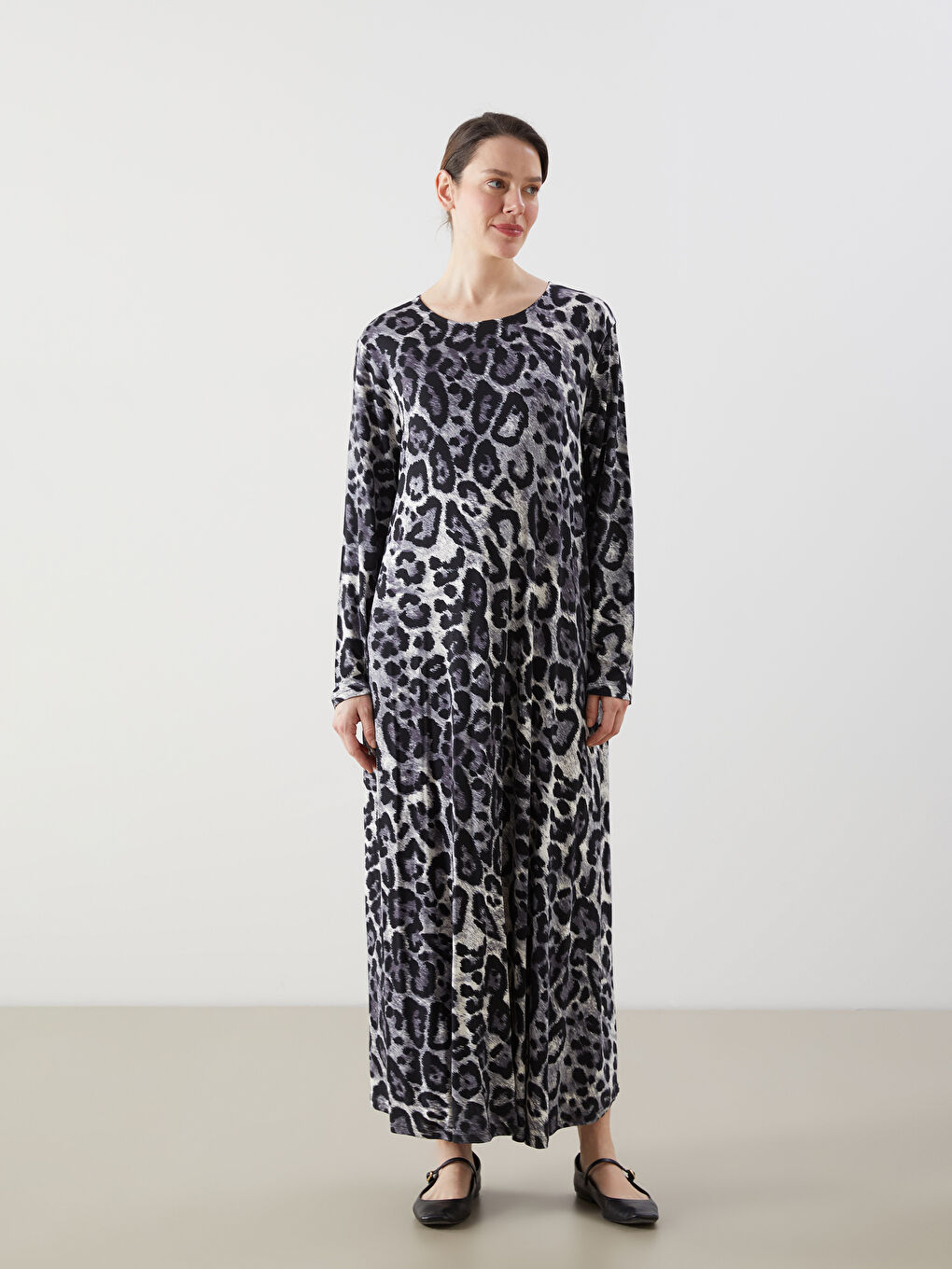 Siyah Bisiklet Yaka Desenli Elbise