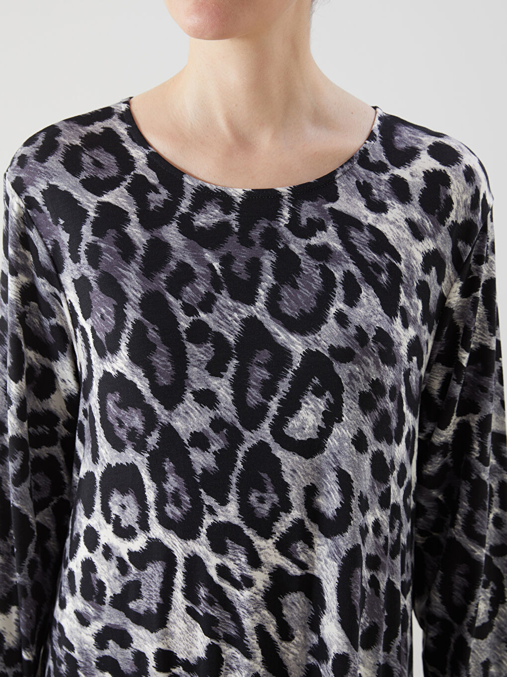 Siyah Bisiklet Yaka Desenli Elbise-2