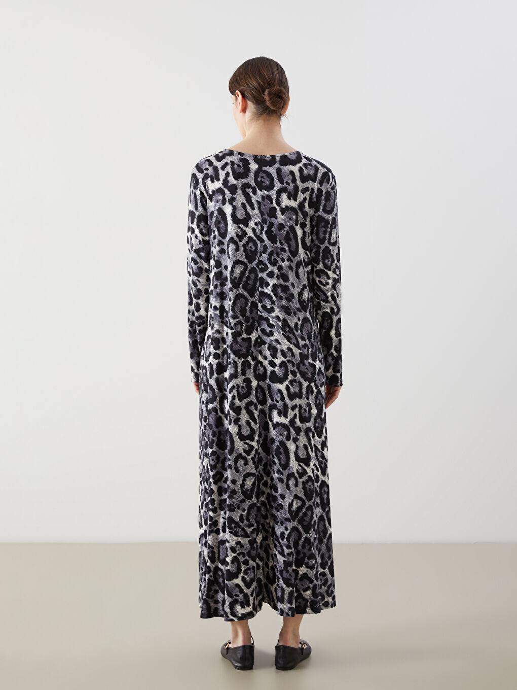 Siyah Bisiklet Yaka Desenli Elbise-3