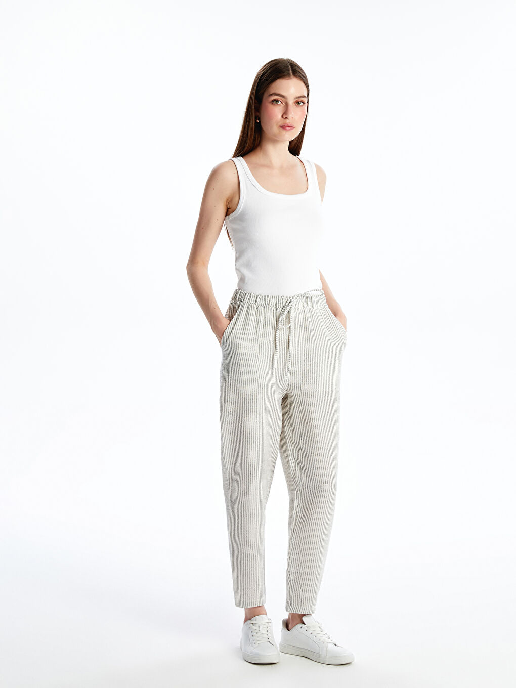 LCWAIKIKI Classic Elasticated Waist Striped Muslin Women's Trousers -S5NI07Z8-LEG