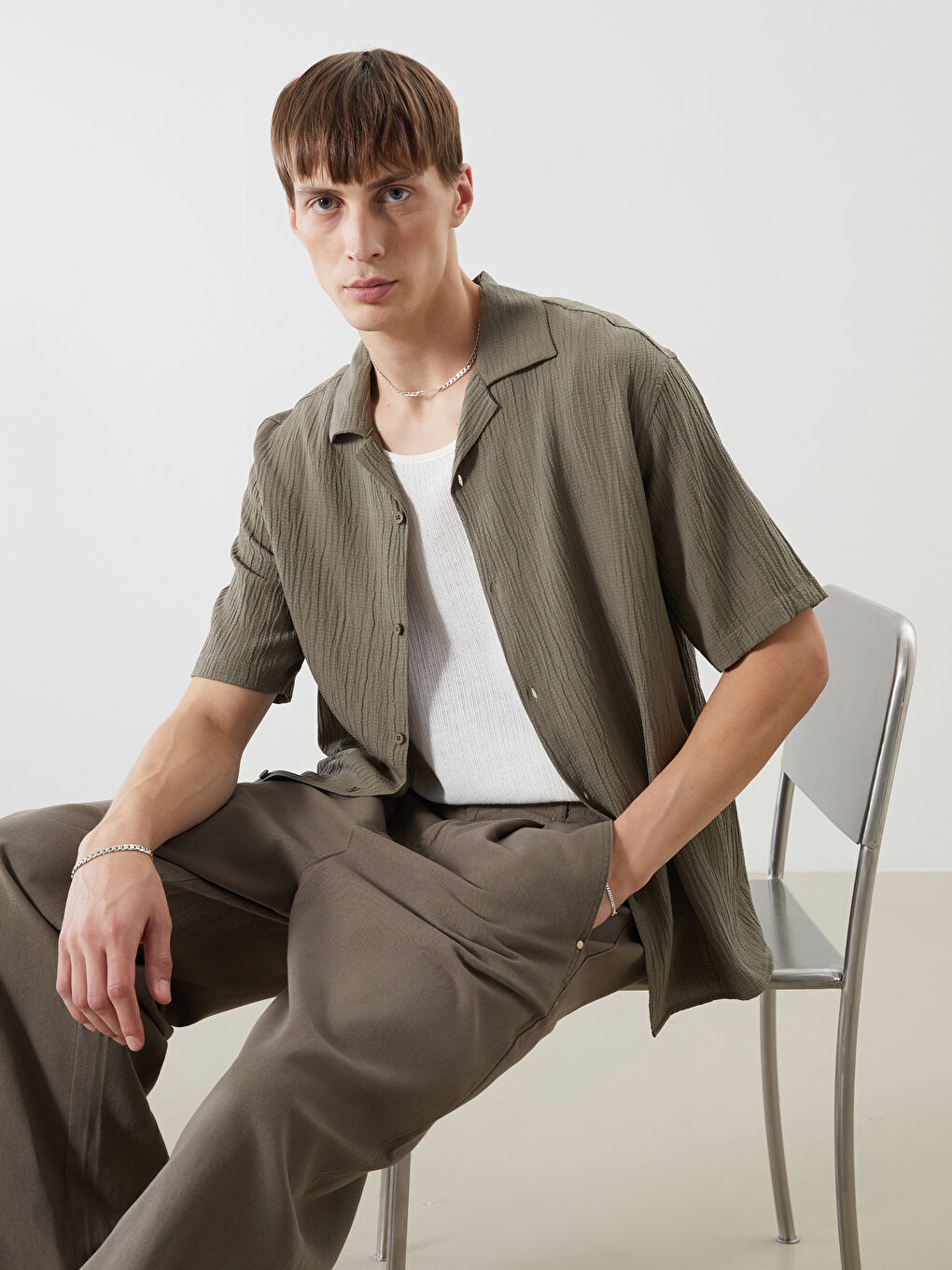 Haki Regular Fit Kısa Kollu Erkek Gömlek