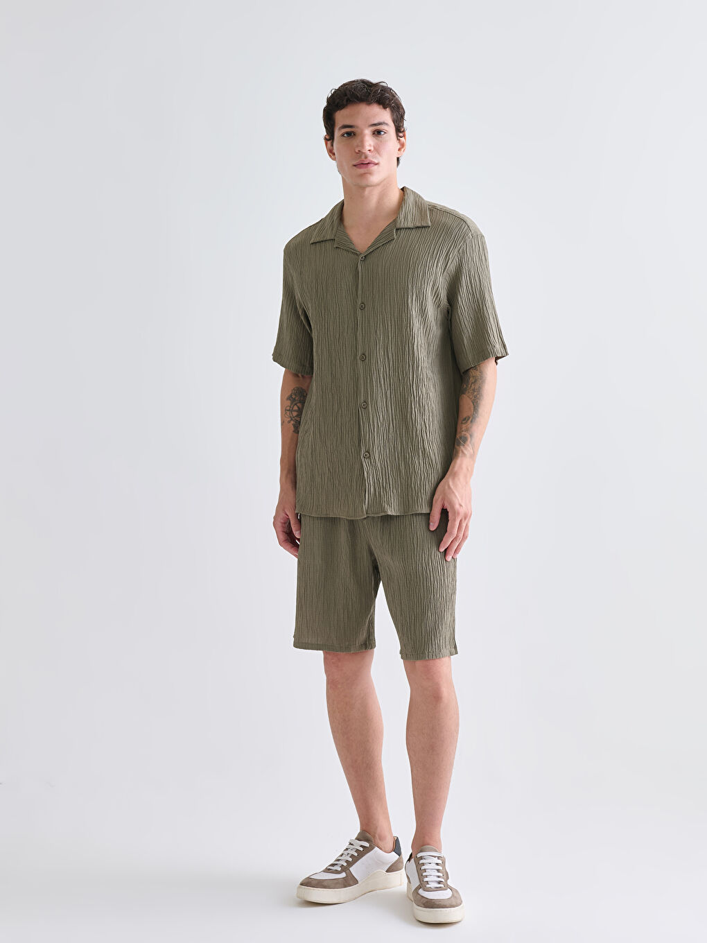 Haki Regular Fit Kısa Kollu Erkek Gömlek-2