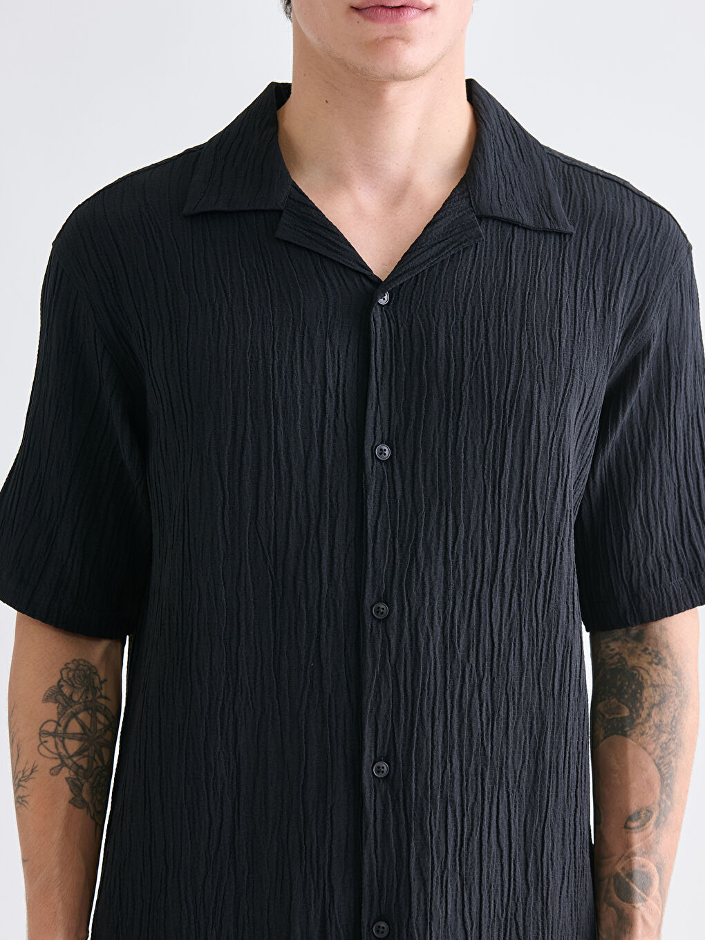 قميص رجالي بكم قصير بقصة عادية-4