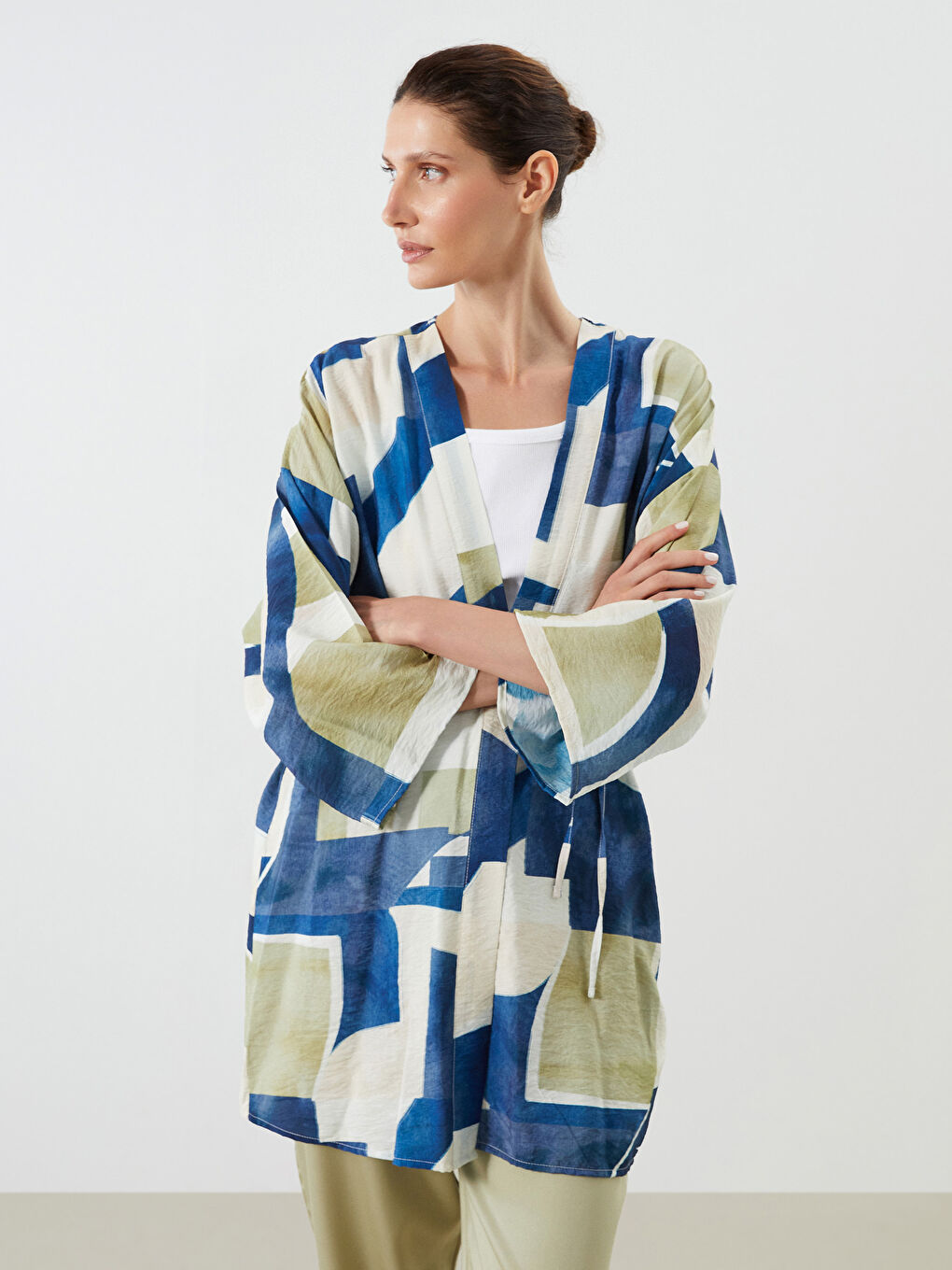 LCWAIKIKI Classic Shawl Collar Patterned Oversize Women's Kimono -S5NI56Z8-LRR