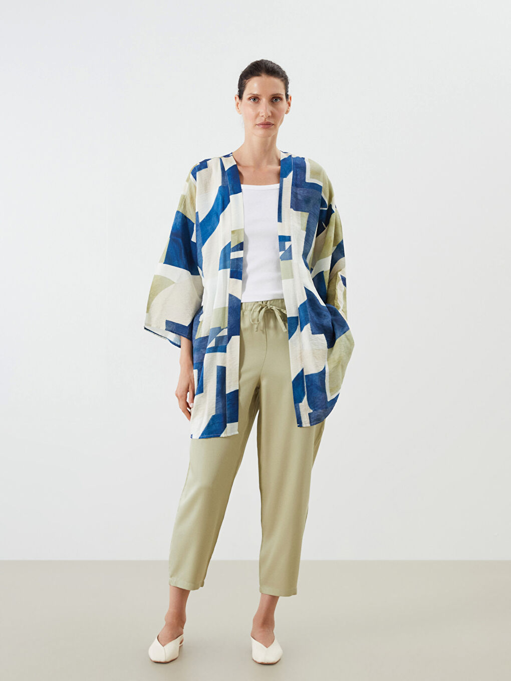 LCWAIKIKI Classic Shawl Collar Patterned Oversize Women's Kimono -S5NI56Z8-LRR