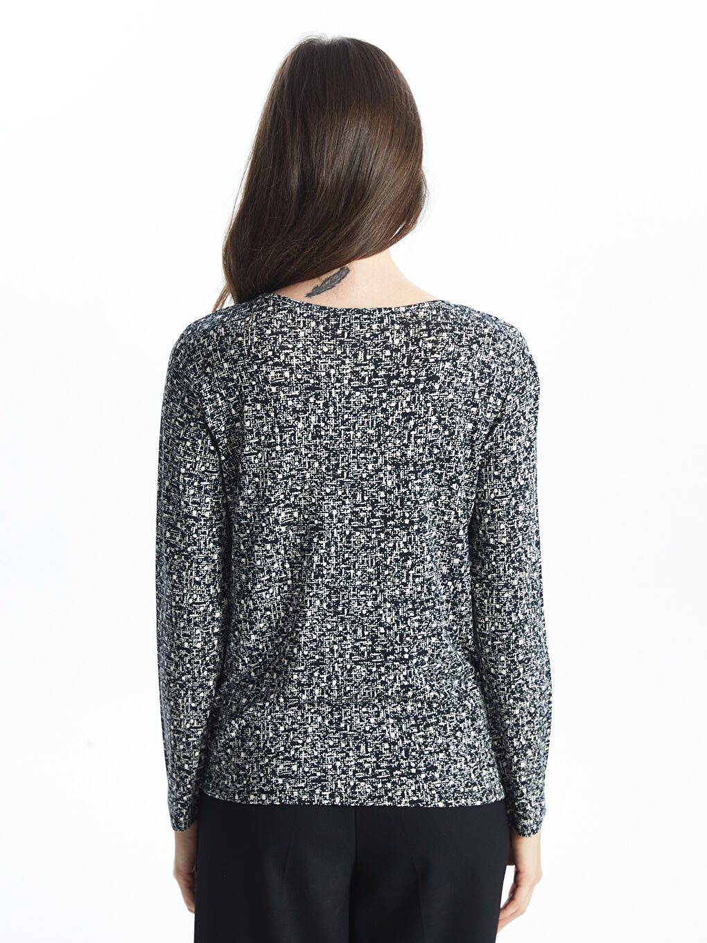 Plus Size Crew Neck Patterned Blouse-7