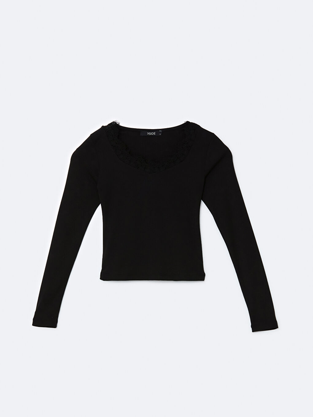 Siyah Bisiklet Yaka Dantel Detaylı Kadın Body-4