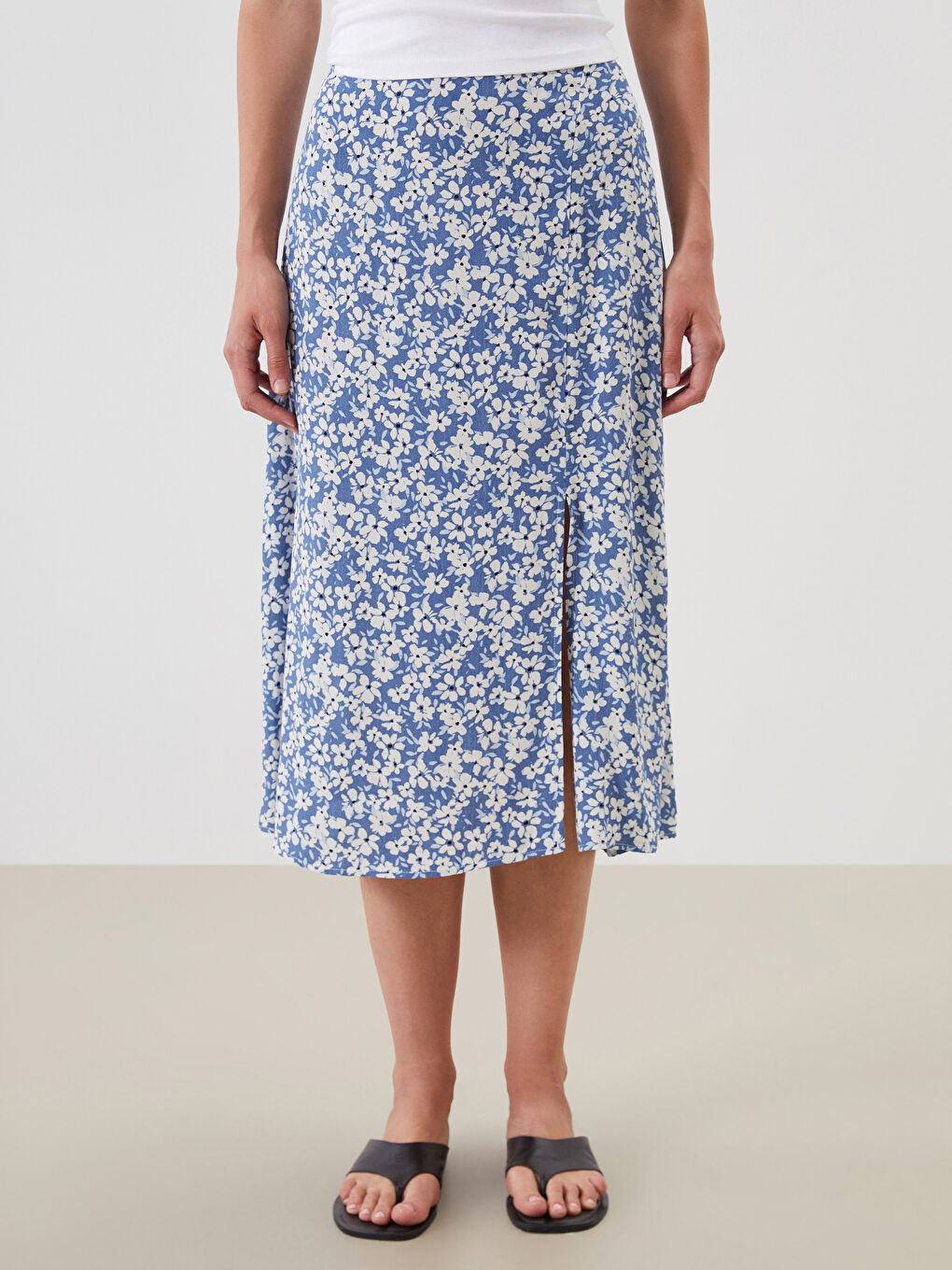 جيبة ميدي مُزهرة بفتحة وخصر مرن-1