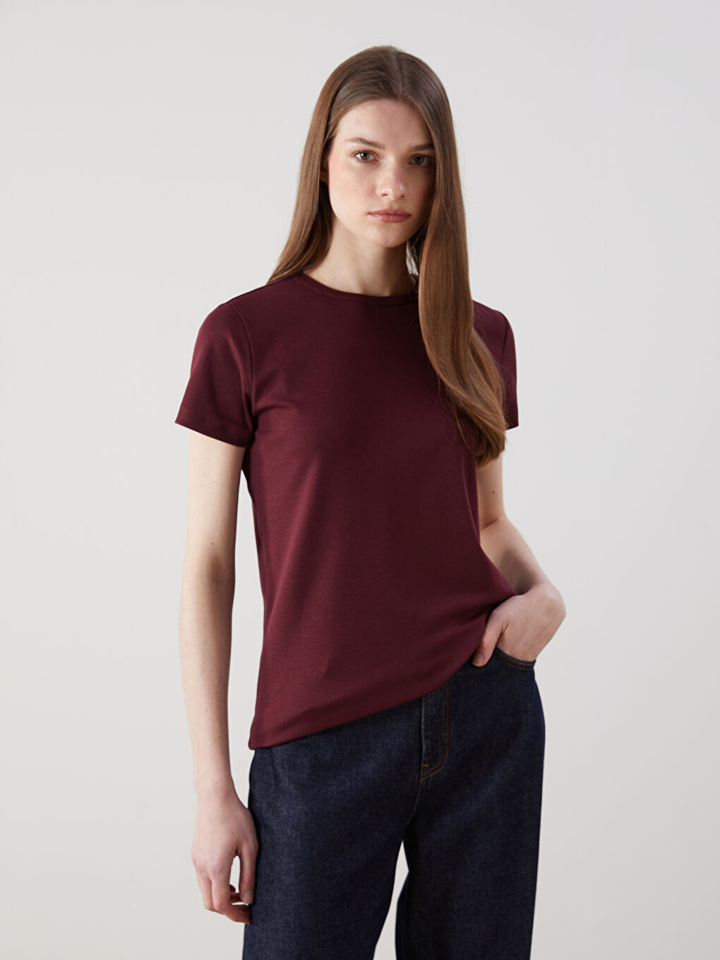 Bordo Bisiklet Yaka Modal Karışımlı Kadın Tişört