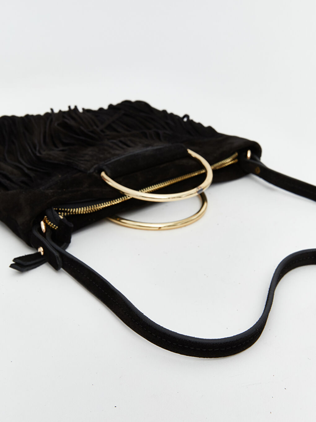 Siyah Hakiki Deri Püsküllü Kadın Omuz Çantası-1