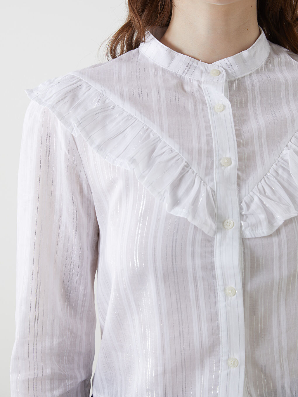 Beyaz Dik Yaka Çizgili Crop Kadın Gömlek-2