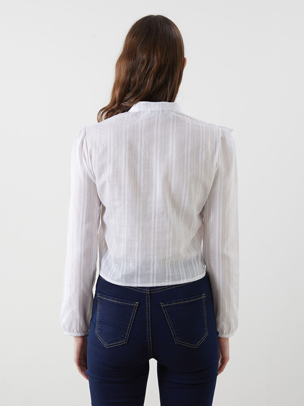 Beyaz Dik Yaka Çizgili Crop Kadın Gömlek-3