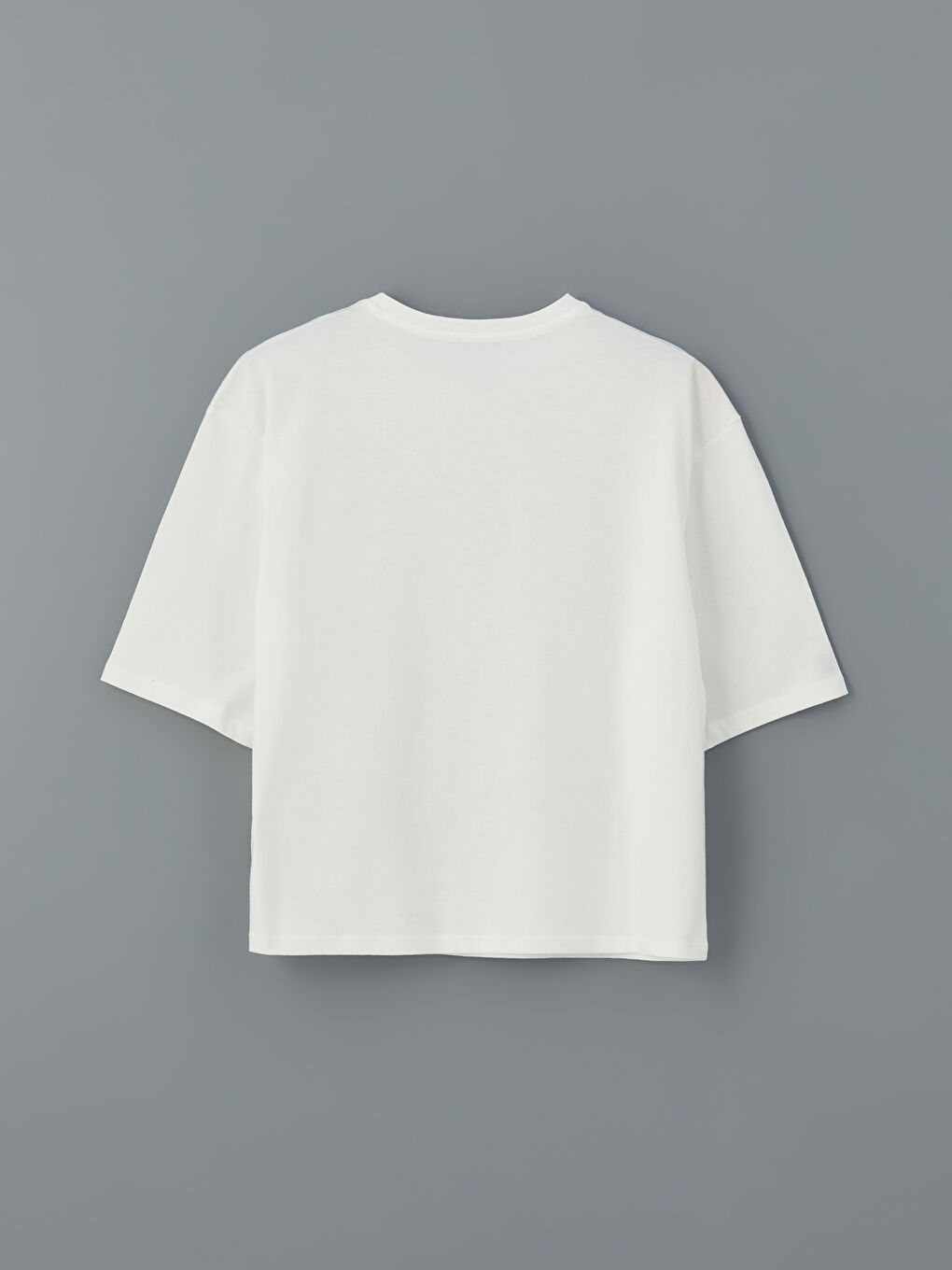 Ekru Bisiklet Yaka Baskılı Kadın Tişört-5