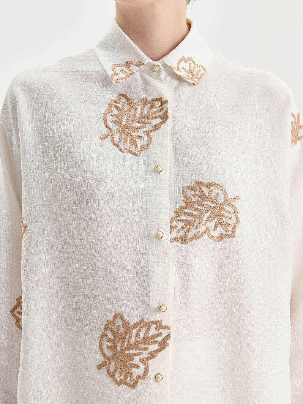 Leaf Embroidered Oversize Women's Shirt-2