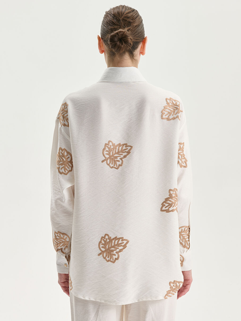 Leaf Embroidered Oversize Women's Shirt-3
