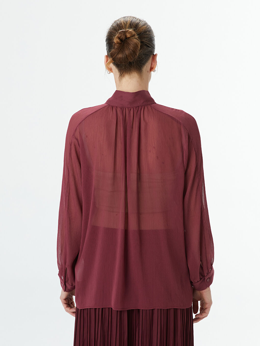 Mürdüm Bağlamalı Yaka Fırfırlı Kadın Bluz-3