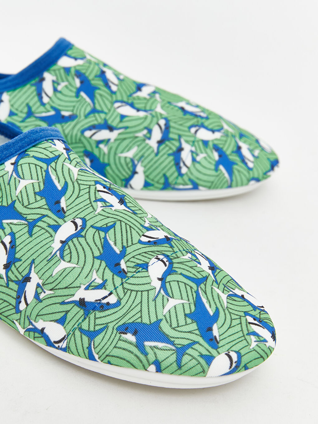 LCW STEPS Printed Boys' Aqua Shoes -S5NO01Z4-LRR