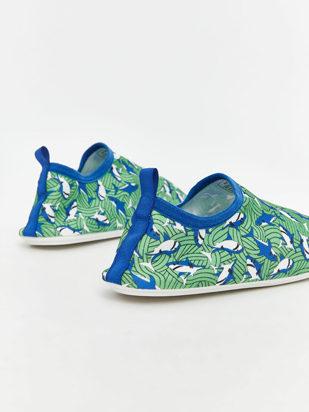 LCW STEPS Printed Boys' Aqua Shoes -S5NO01Z4-LRR