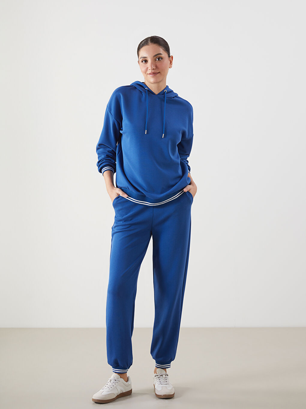 LCWAIKIKI Classic Mavi Oversize Kadın Hoodie - 1