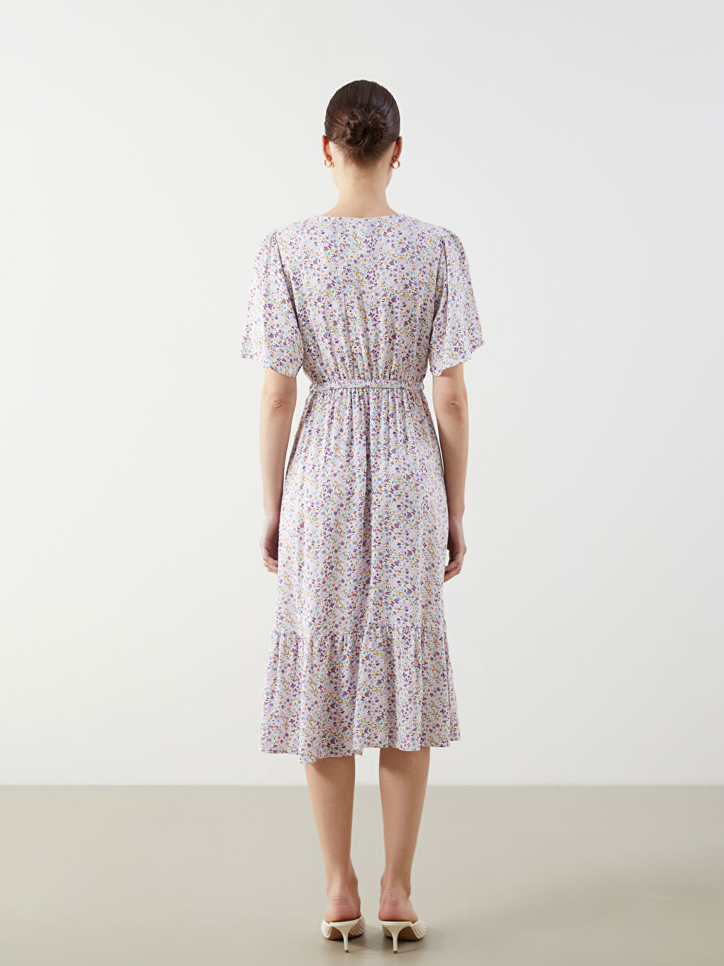 Lila V Yaka Çiçekli Elbise-3