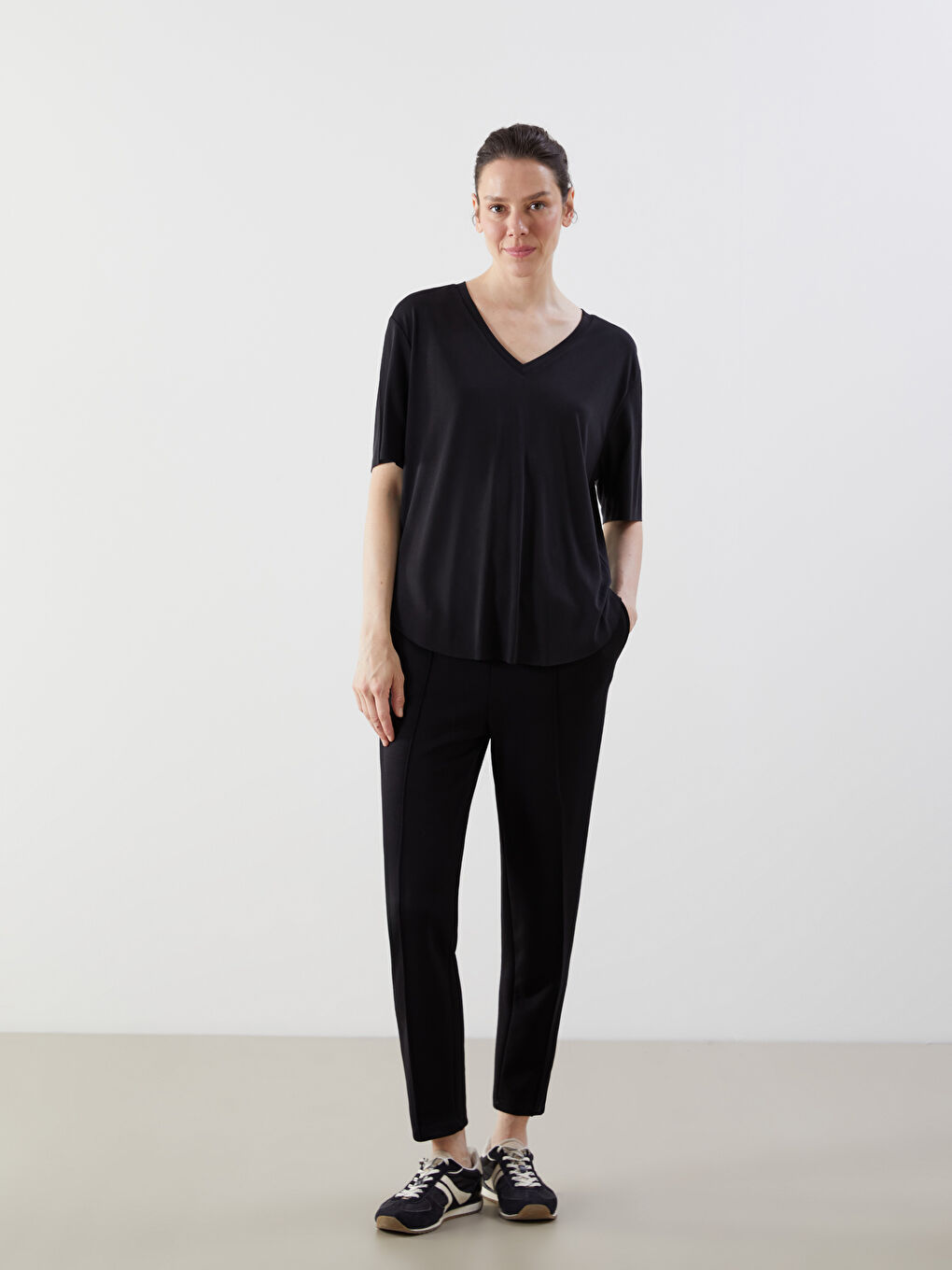 V-Neck Oversize Women's T-Shirt -S5NQ14Z8-CVL