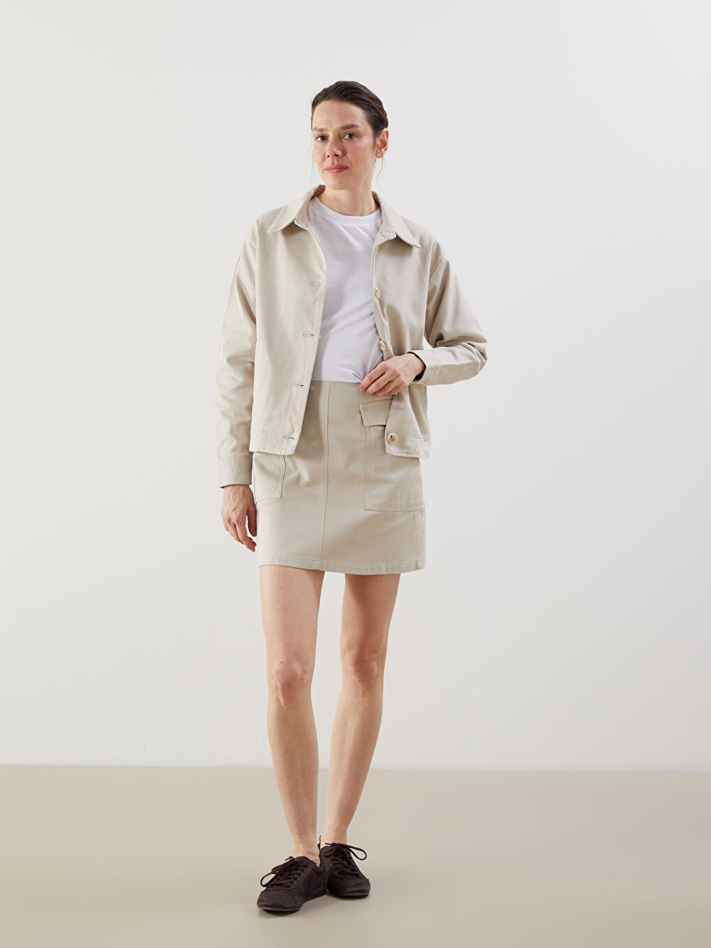 Bej Beli Fermuarlı Gabardin Kadın Mini Etek