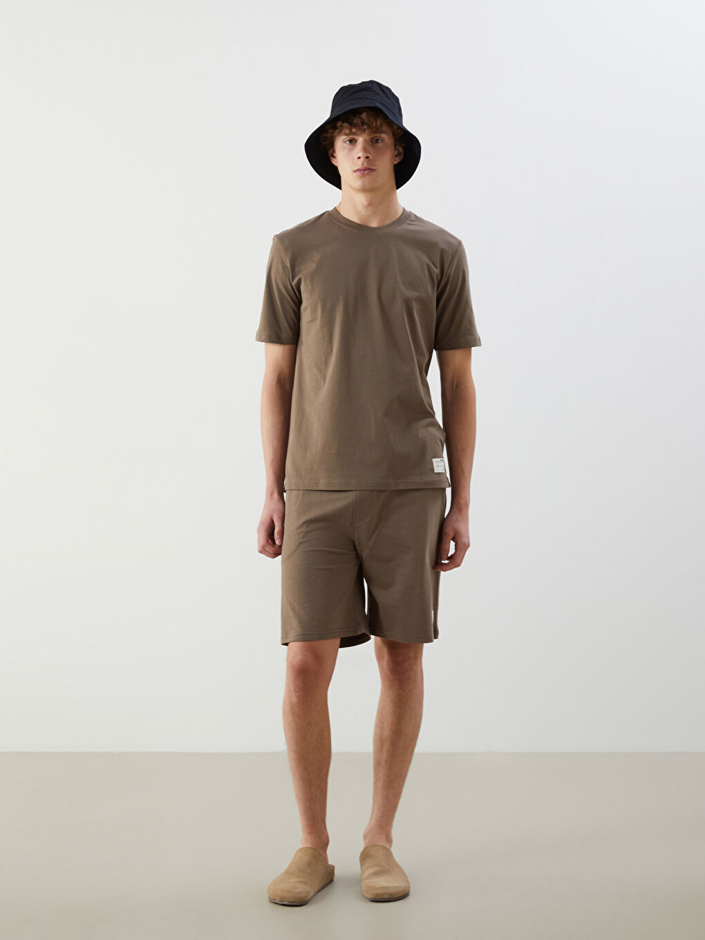 Standard Fit Men's Shorts -S5NQ51Z8-ZK8