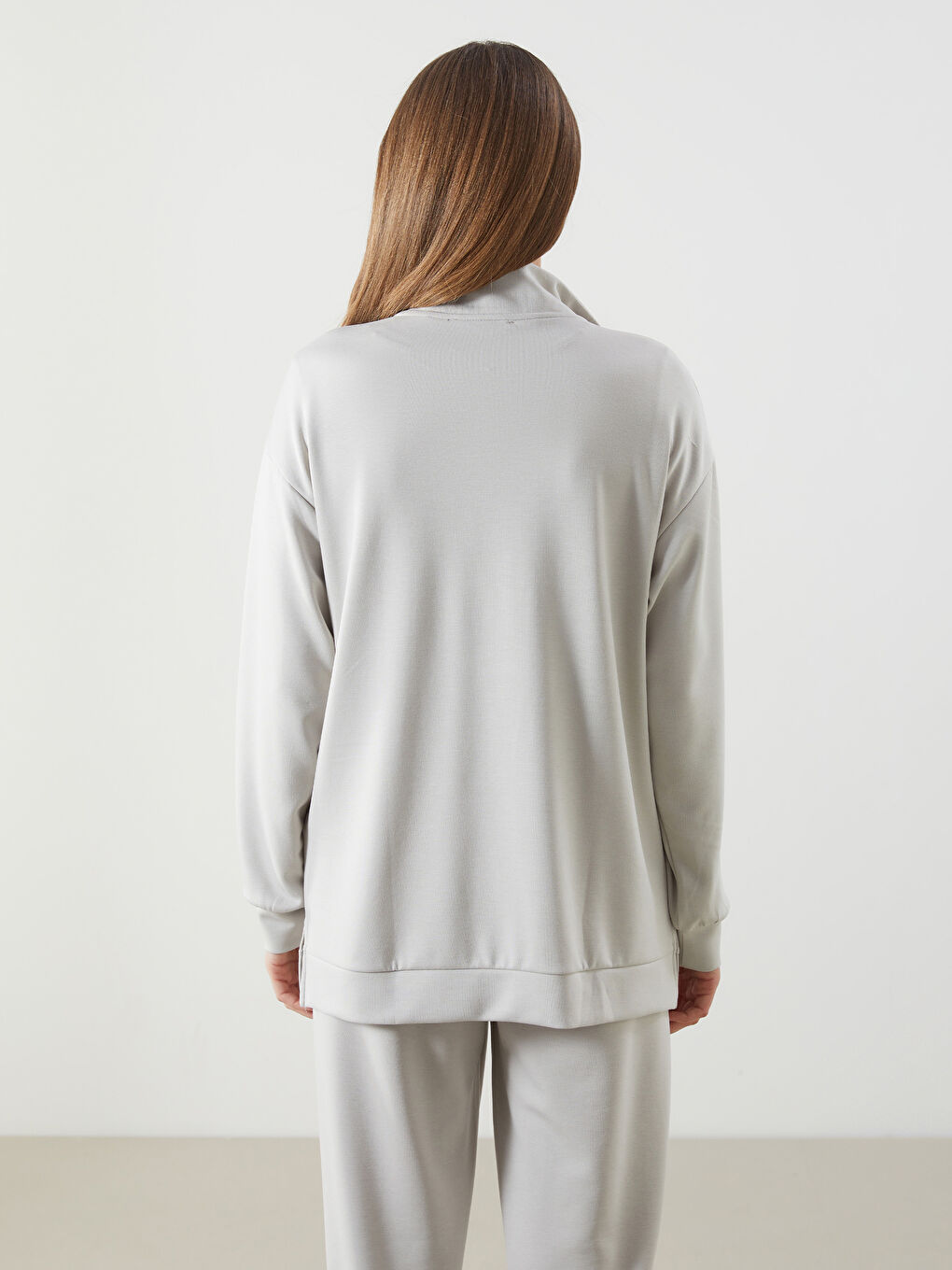 Gri Dik Yaka Kadın Sweatshirt Tunik-3