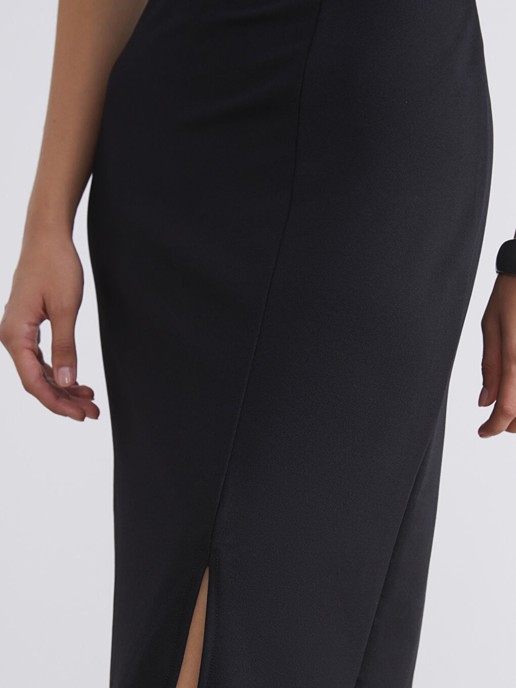 Siyah Kare Yaka Bodycon Elbise-2