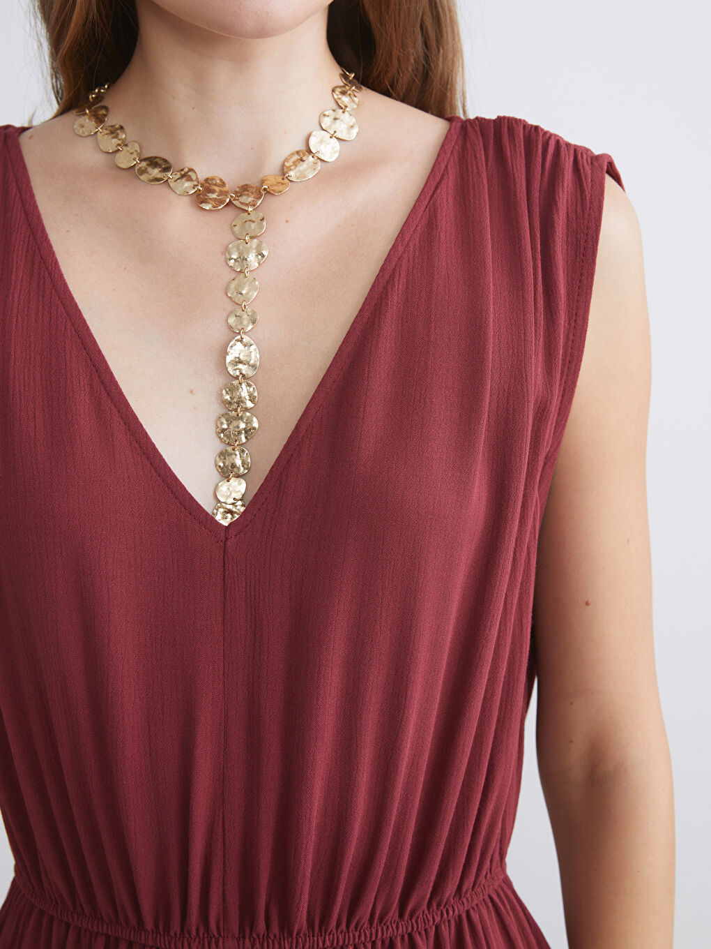 Bordo V Yaka Belden Oturtmalı Elbise-2