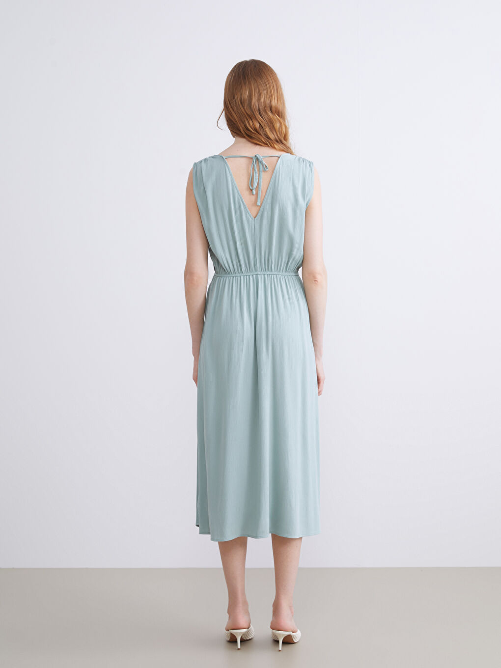 Yeşil V Yaka Belden Oturtmalı Elbise-3