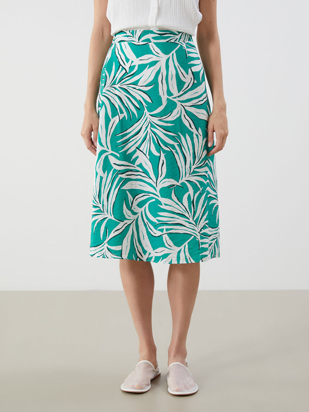 Elasticated Waist Floral A-Line Skirt -S5NR28Z8-LRR