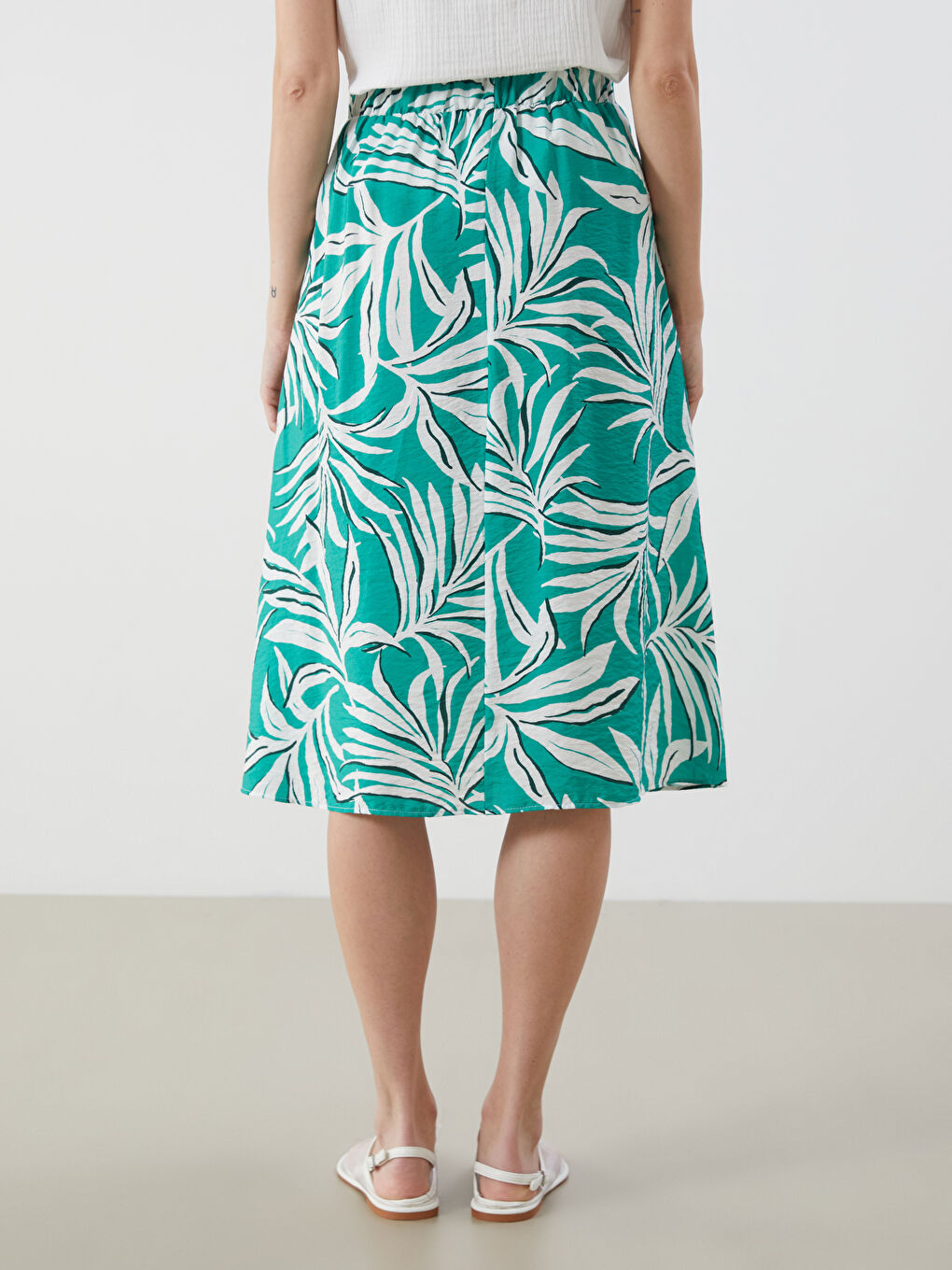 Elasticated Waist Floral A-Line Skirt -S5NR28Z8-LRR
