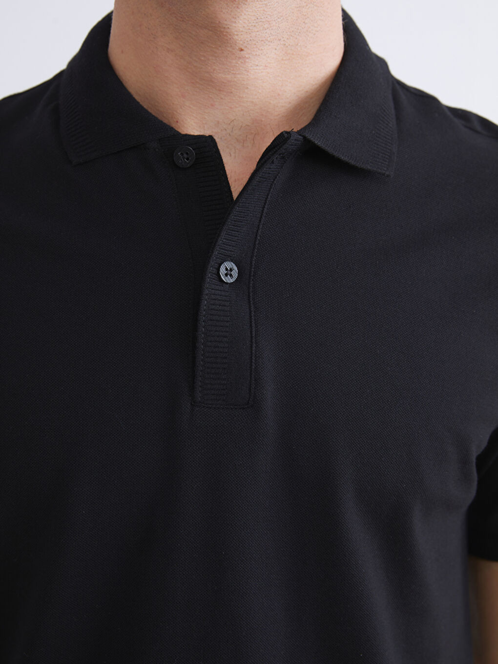 تي شيرت ياقة بولو سادة للرجال-4