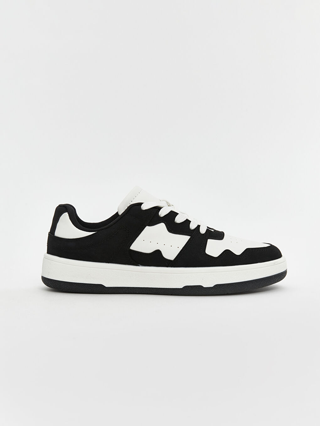 Siyah Bağcıklı Kadın Spor Ayakkabı-1