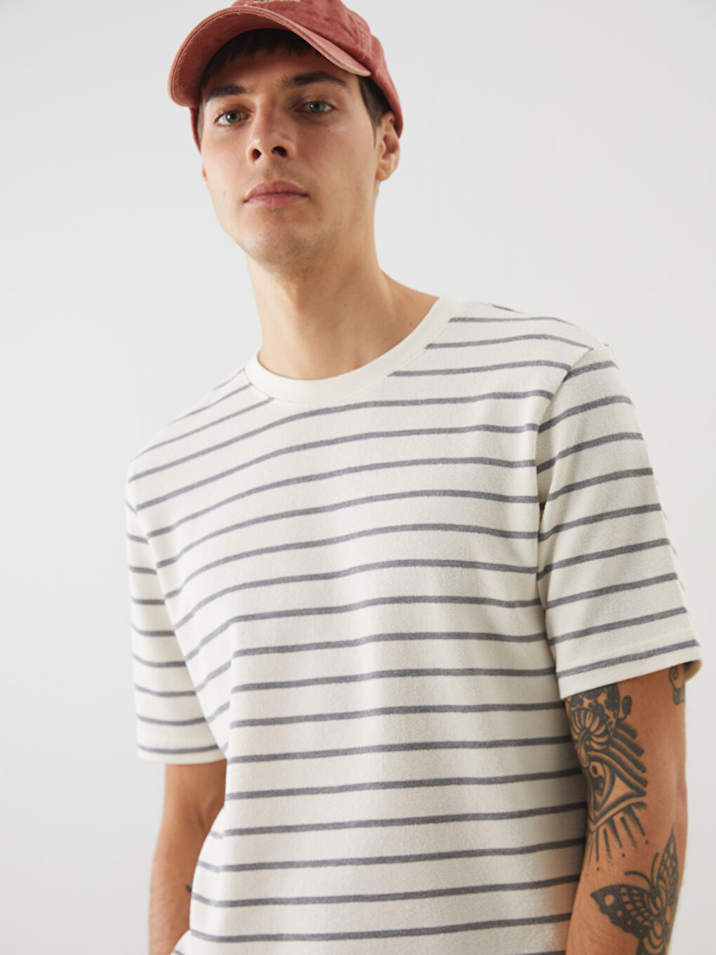Crew Neck Short Sleeve Striped Men's T-Shirt -S5NS07Z8-LE0