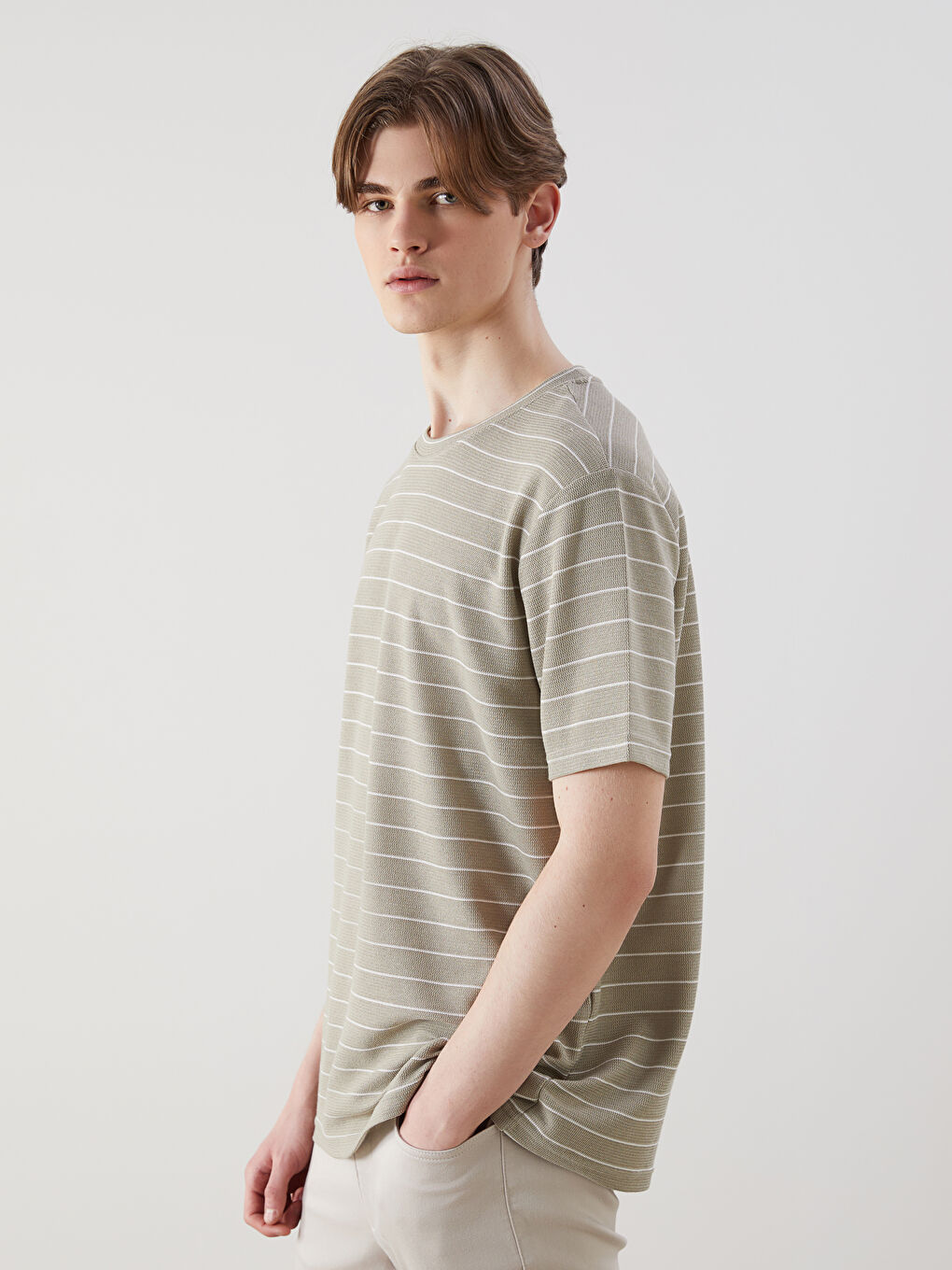 Crew Neck Striped Men's T-Shirt -S5NS14Z8-J2N