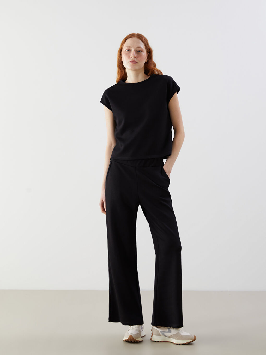 Crew Neck Women's T-Shirt -S5NT65Z8-UP7