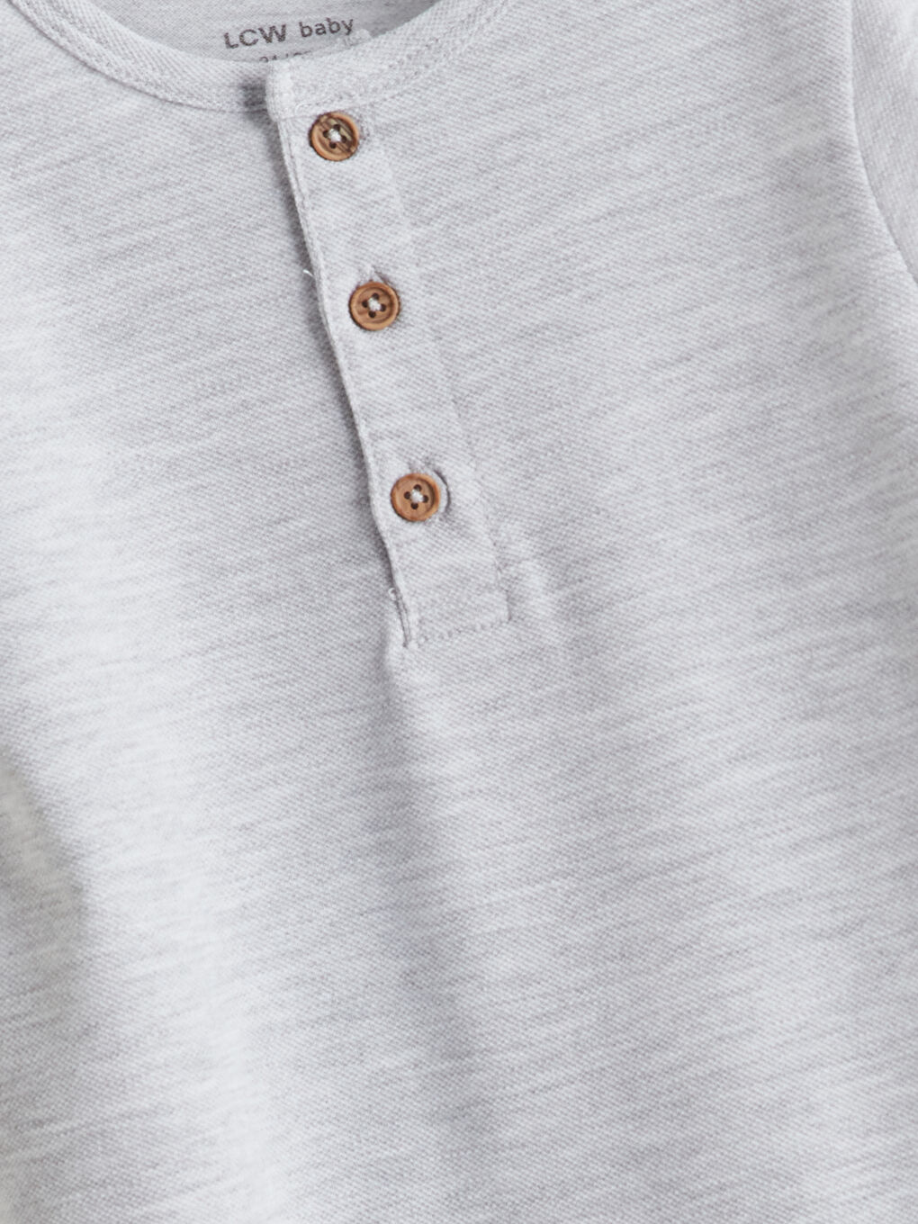 Beyaz Düğmeli Erkek Bebek Tulum-1