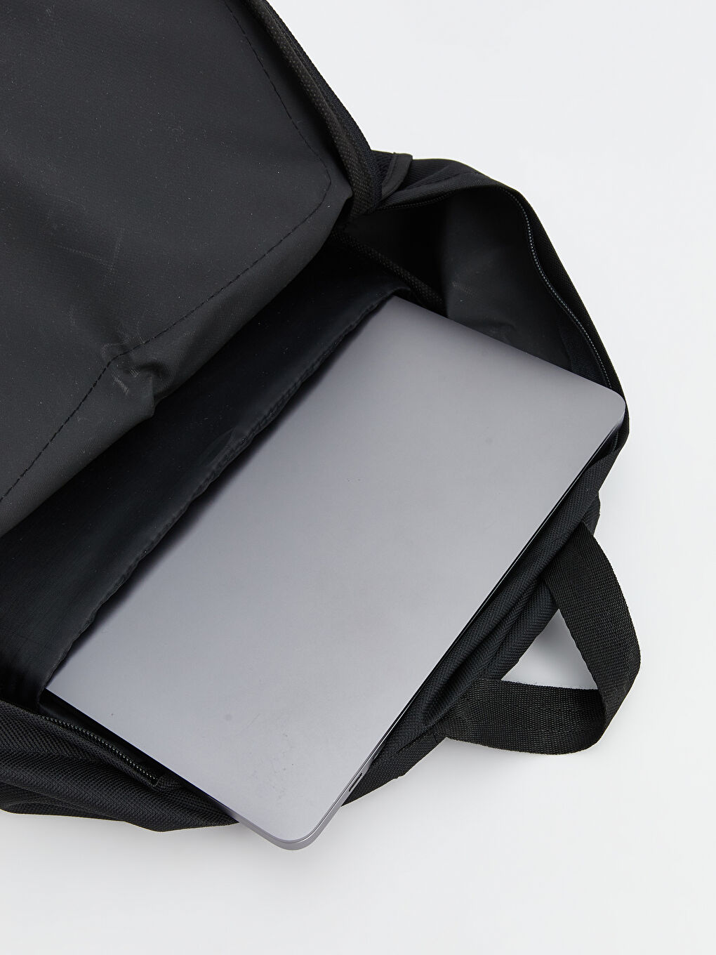 Siyah Çok Bölmeli Kadın Sırt Çantası-7