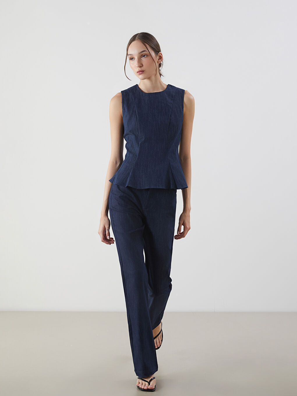 Crew Neck Women's Denim Blouse -S5NV07Z8-CTD