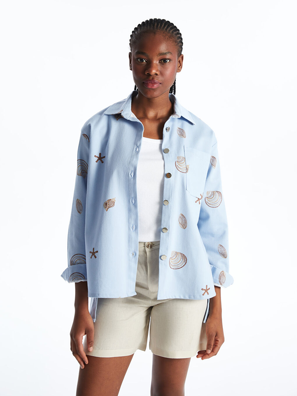 قميص جينز منقوش للسيدات