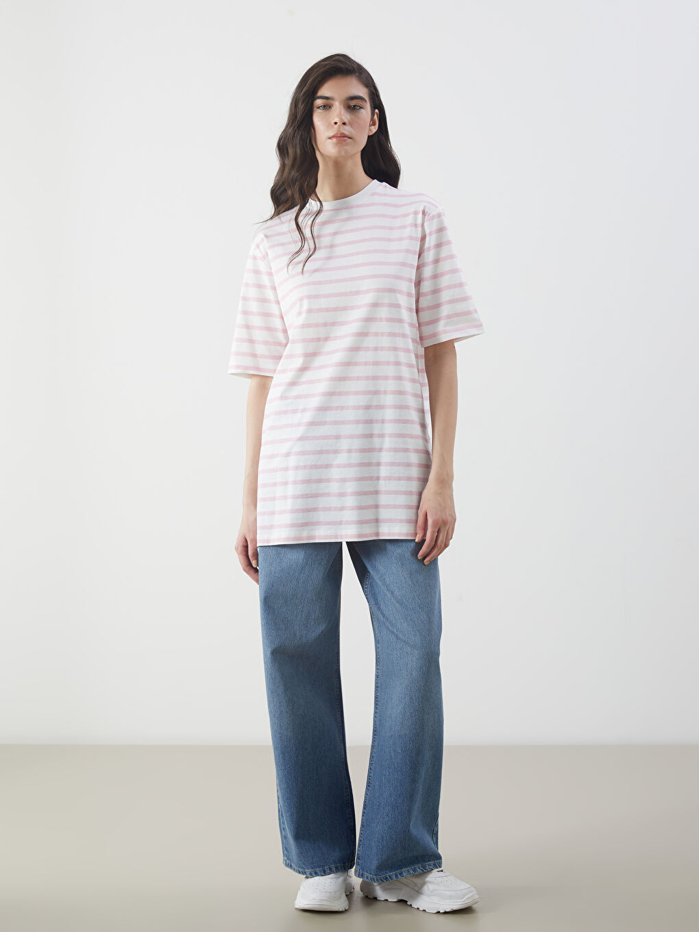 Pembe Bisiklet Yaka Çizgili Kadın Tişört-1