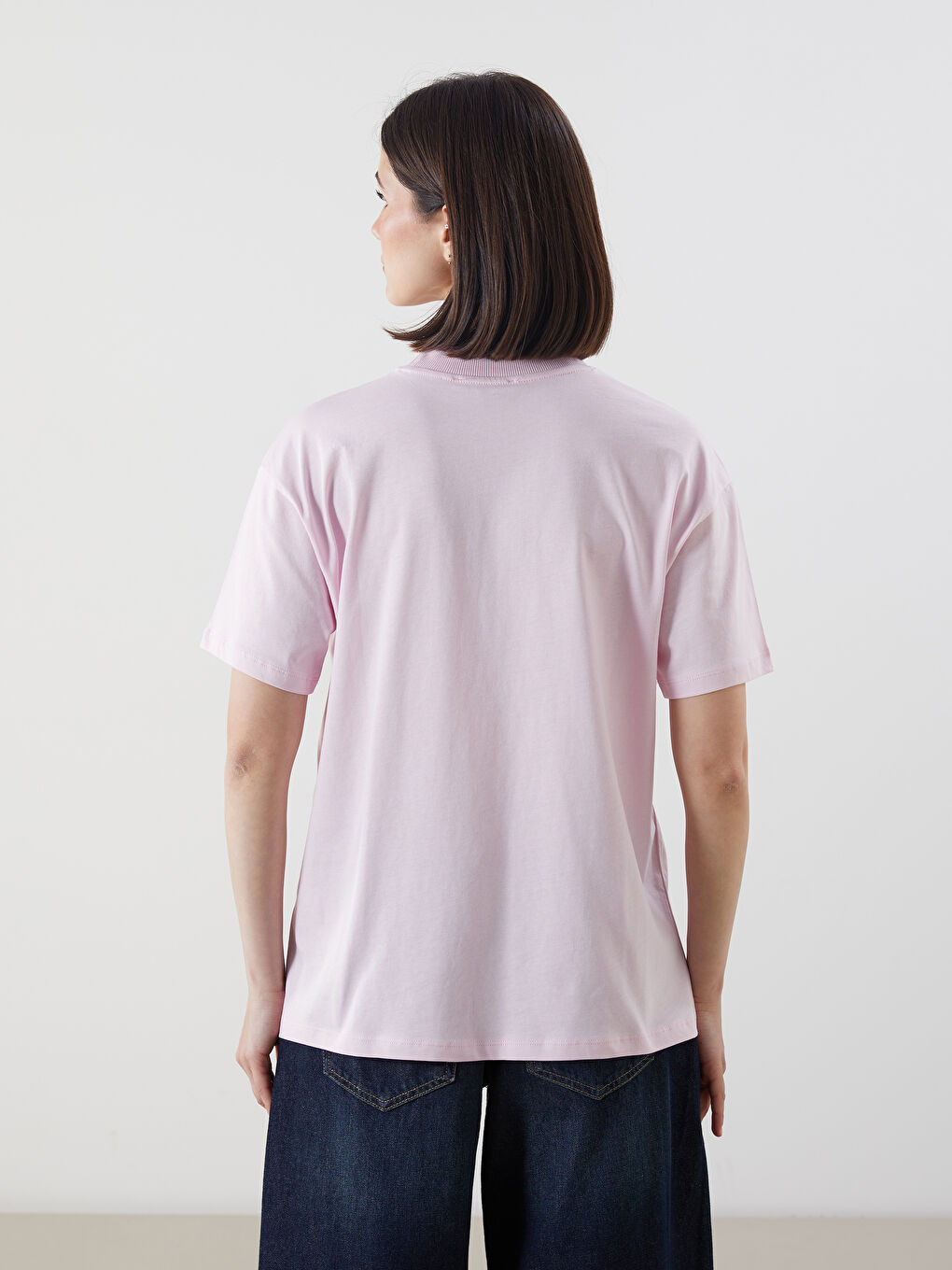 LCW Modest Pembe Dik Yaka Kadın Tişört - 3