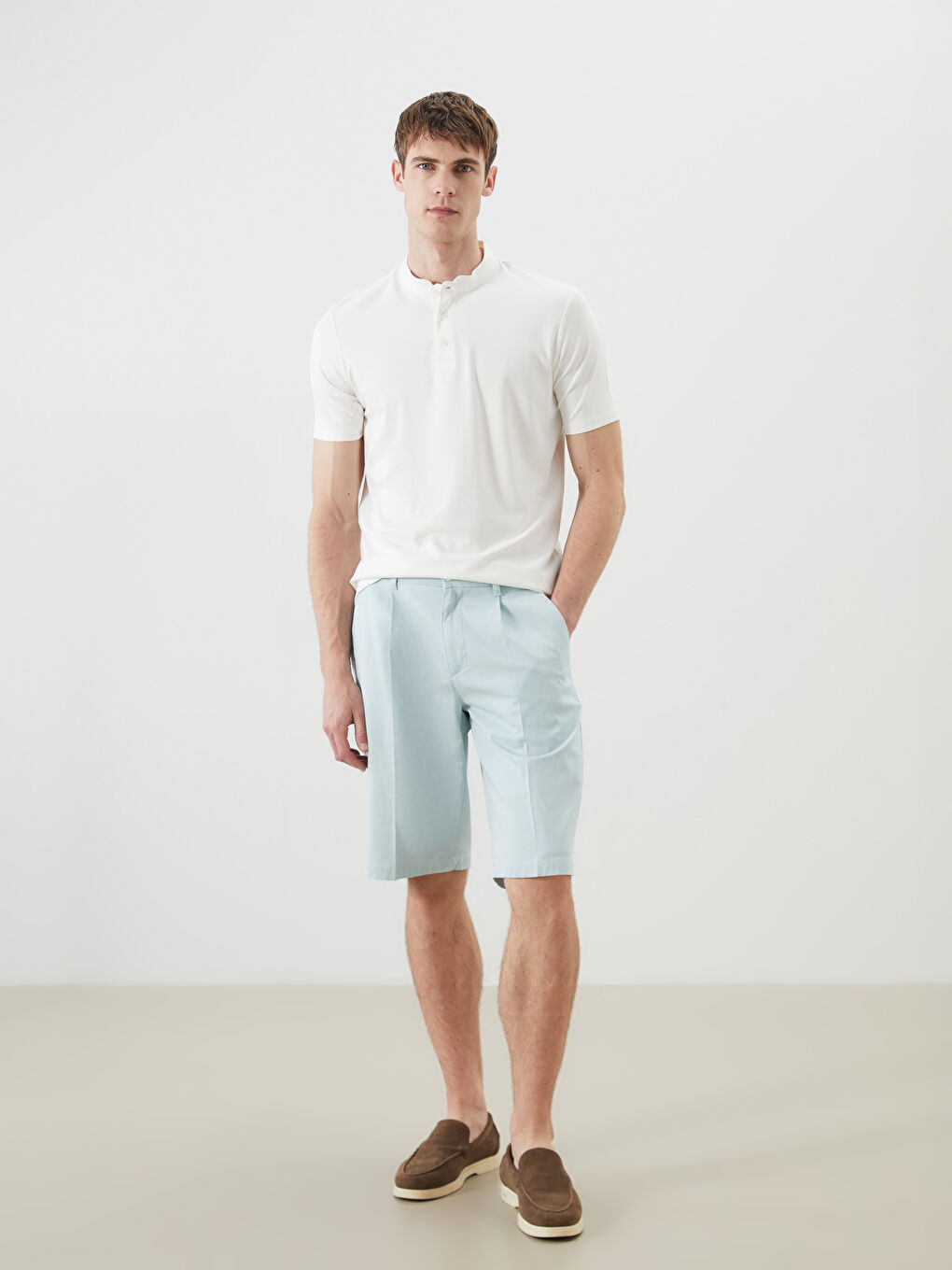 Ekru Hakim Yaka Erkek Tişört-1