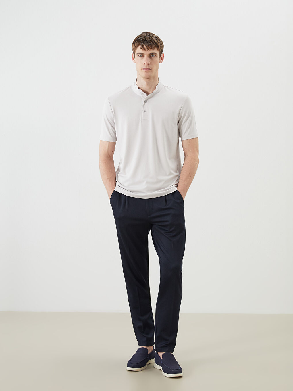 Bej Hakim Yaka Erkek Tişört-1