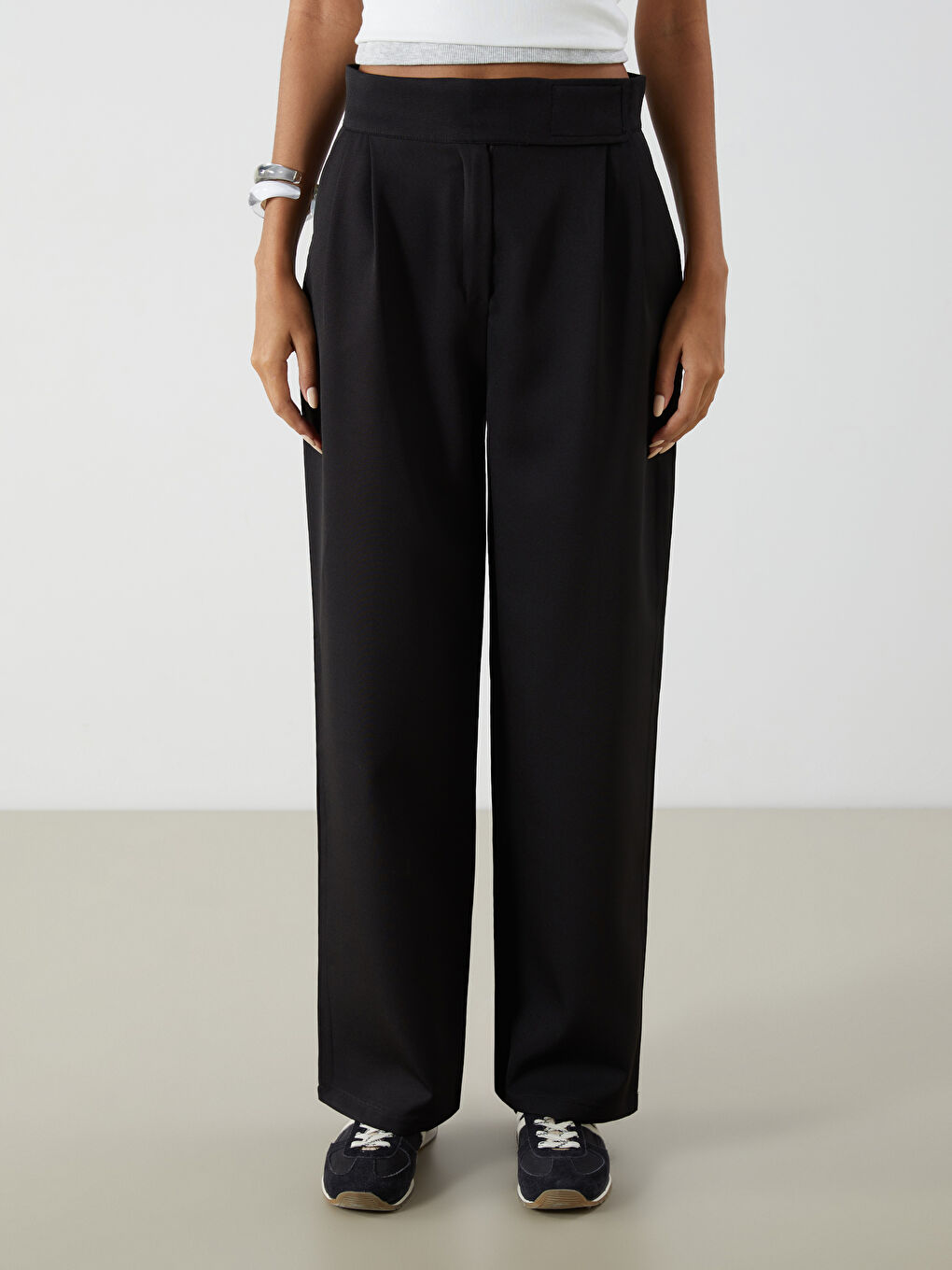 بنطلون واسع رِجل واسعة للسيدات بكسرات-1