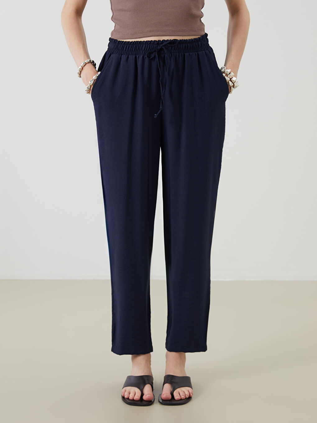 İndigo Beli Lastikli Havuç Kesim Kadın Pantolon-2