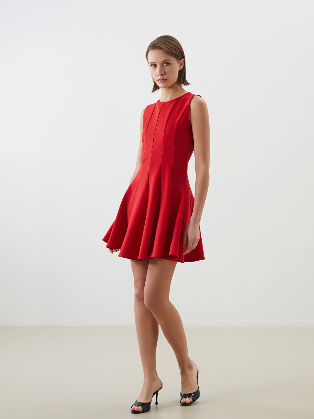 LCW Comfort Kirmizi Kloş Mini Elbise